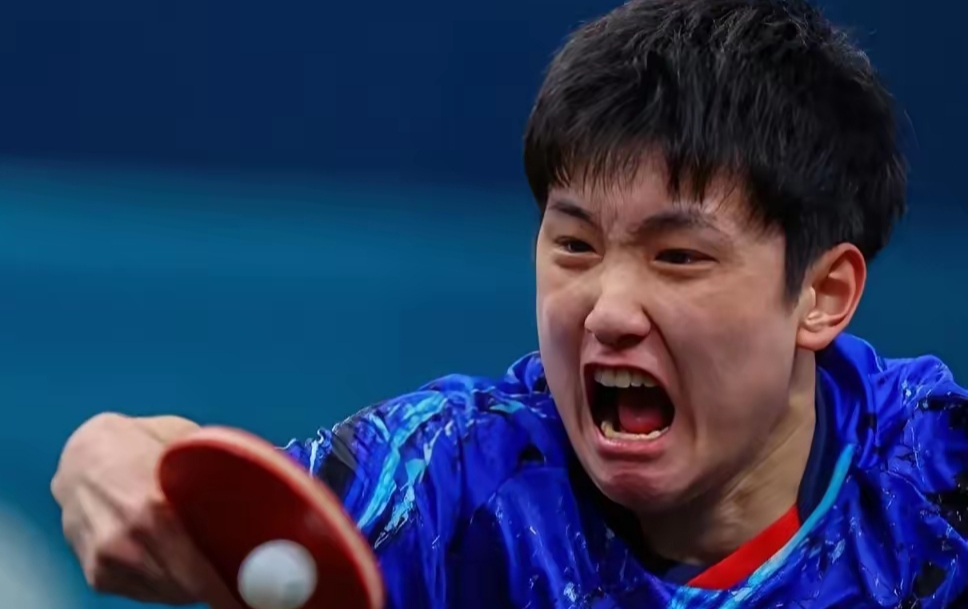 英国乒乓球队碾压波兰乒乓球队，张本智和高光表现的简单介绍