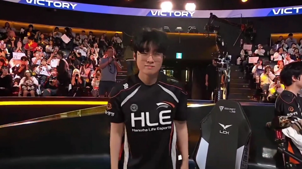 HLE横扫DK,Gumayusi一己之力扛起全队 HLE横扫DK,Gumayusi一己之力扛起全队