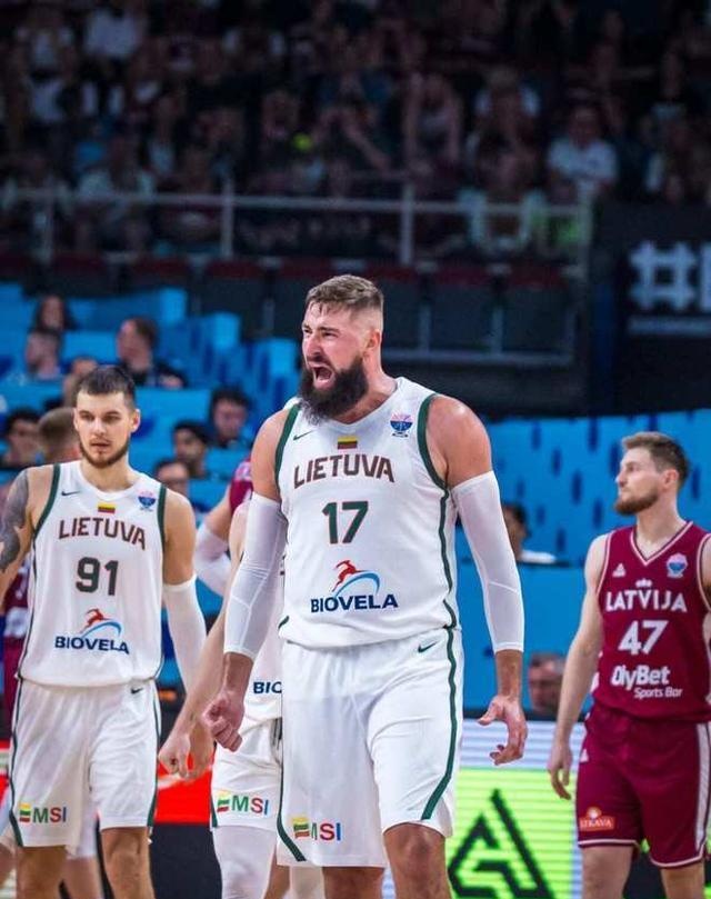 德国男篮翻盘立陶宛男篮，波尔津吉斯统治全场的简单介绍