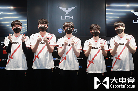 CLG翻盘NS,Deft绝境逆转 CLG翻盘NS,Deft绝境逆转