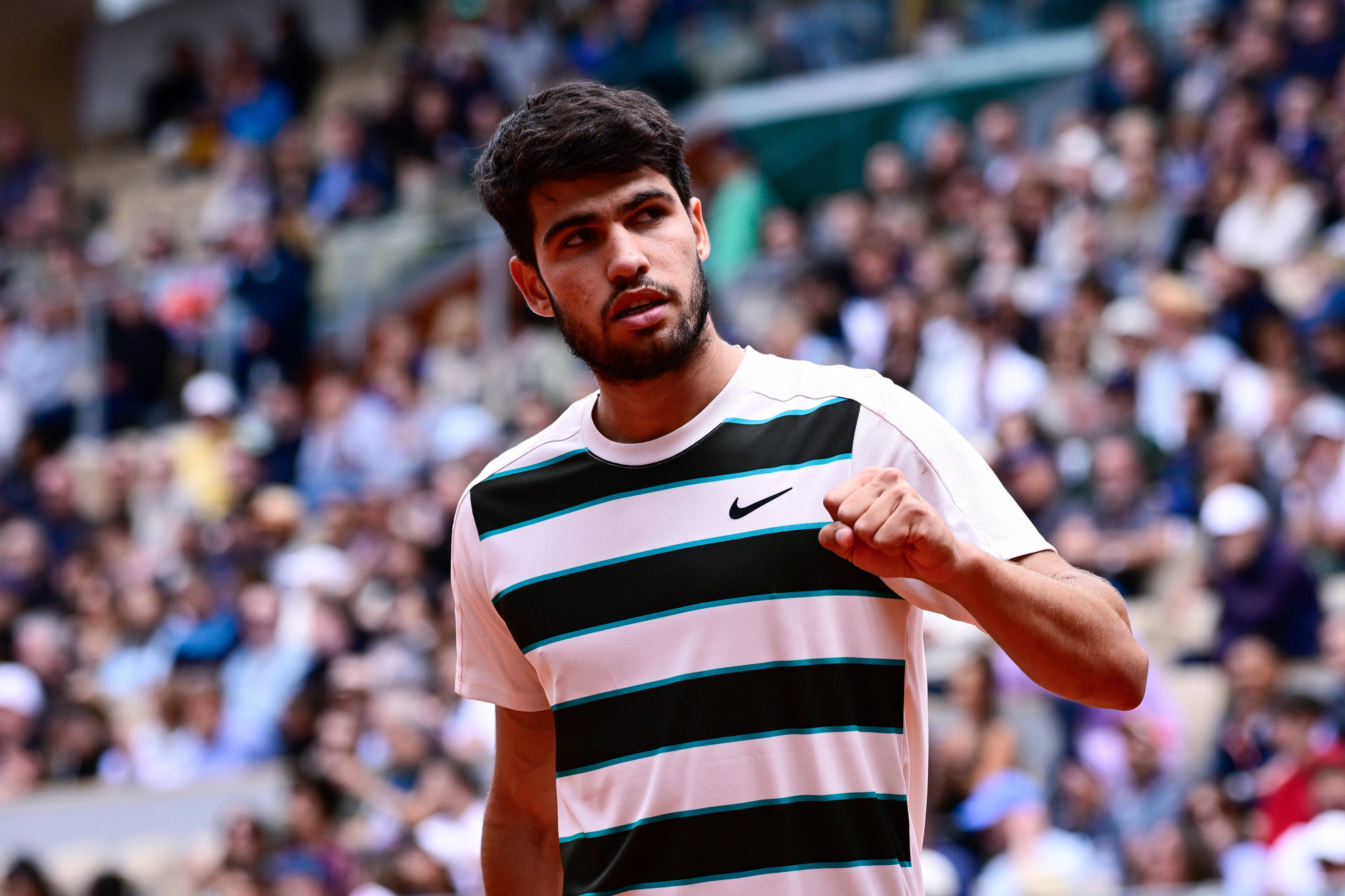 美国网球队轻取法国网球队，阿尔卡拉斯统治全场