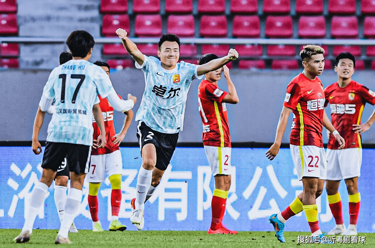 中超榜首球队宁夏后,排名略有波动的简单介绍 中超榜首球队宁夏后,排名略有波动的简单介绍