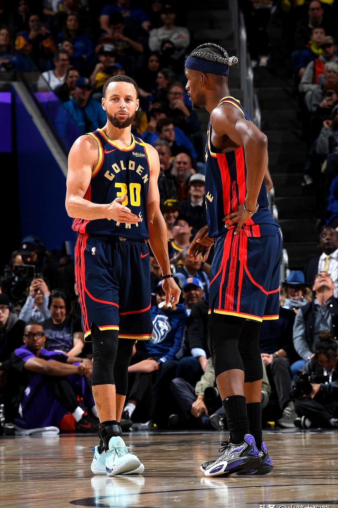 热火客场取胜马刺，球队外线命中率高达%的简单介绍