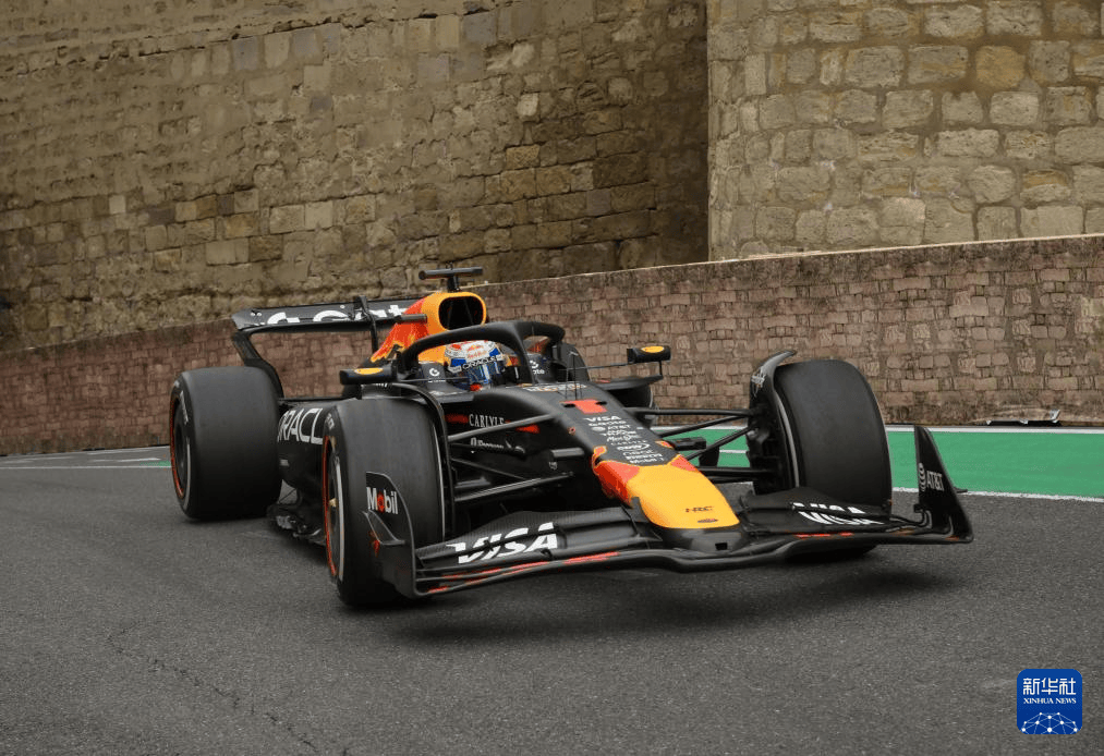 关于威廉姆斯横扫哈斯车队，维斯塔潘扛起全队的信息