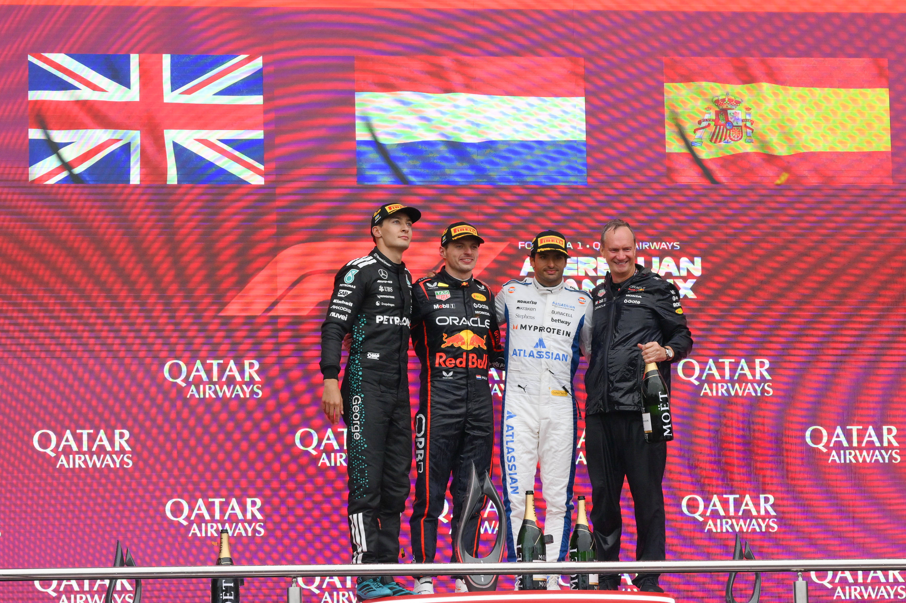 关于红牛车队绝杀威廉姆斯，塞恩斯状态火热的信息