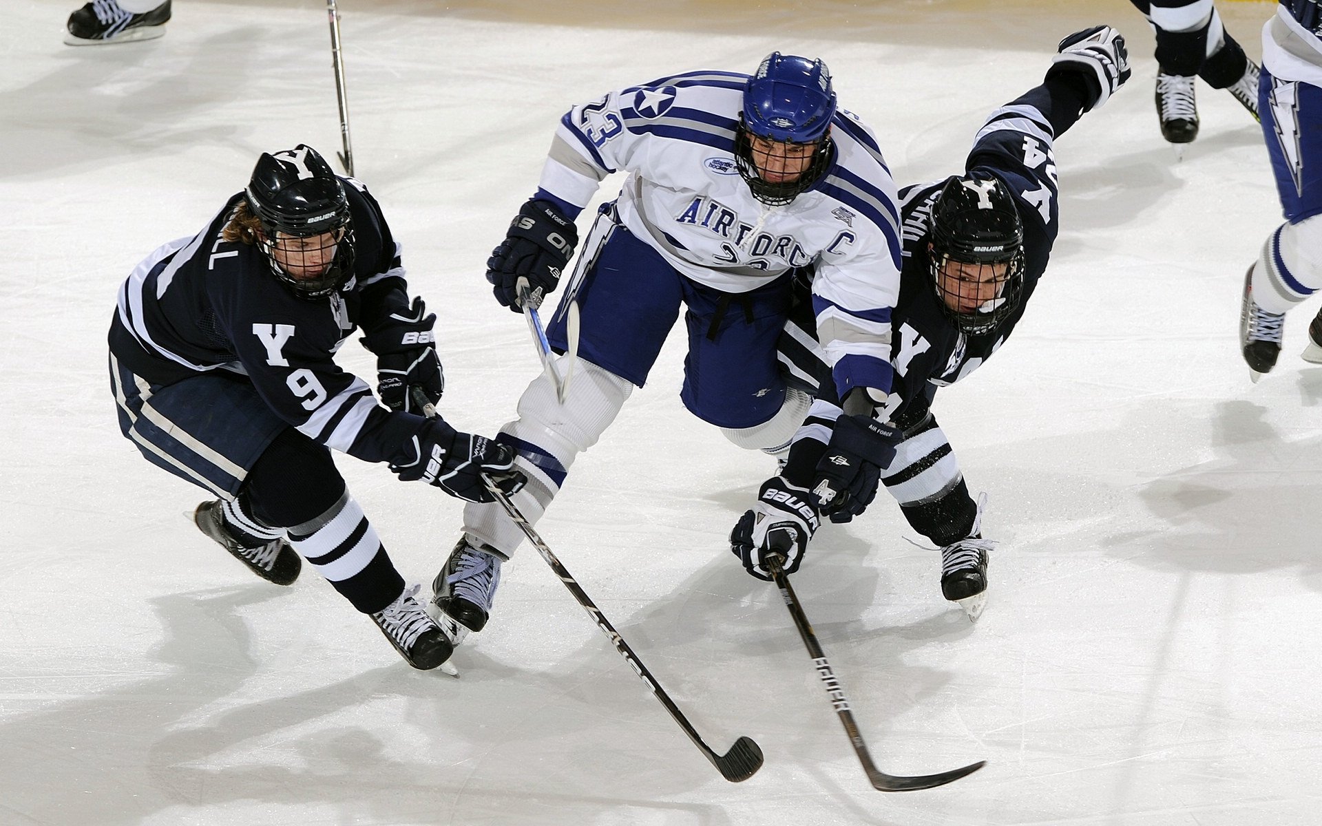 久保建英，F1街道赛之夜的绝对主宰，全场最佳无争议